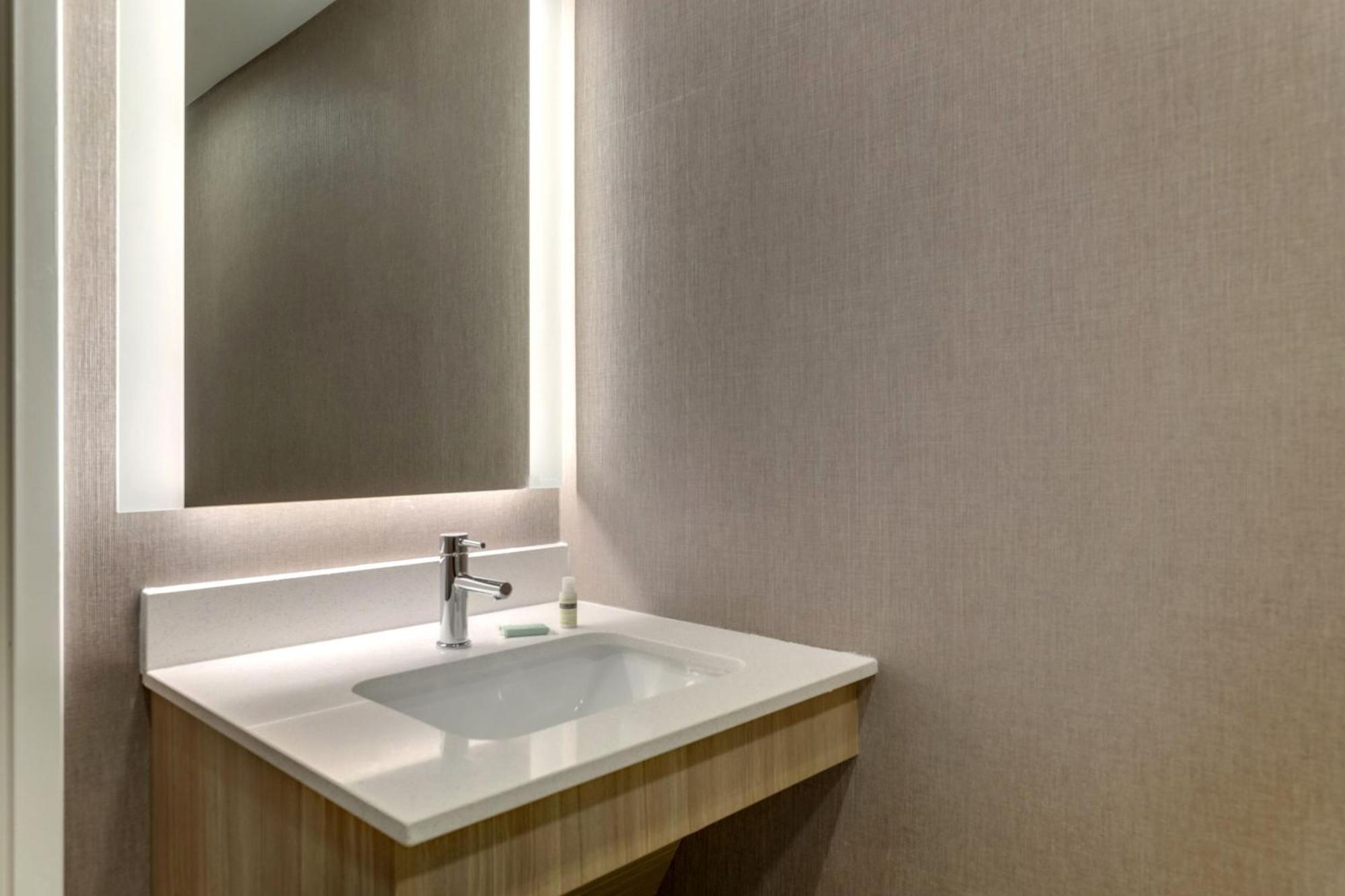 Springhill Suites By Marriott Черо Екстер'єр фото